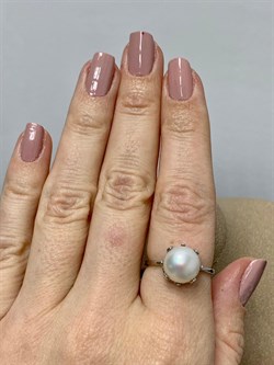 *Кольцо р.18 Белый Жемчуг д.10*10,5мм арт. 1.0091.0.b-762 Вес 3,34 г - фото 251466