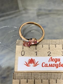 *Кольцо р.17 Поцелуйчик Розовый Топаз арт. 01-3259/00ТР-60-576 вес 2,34 г - фото 255021 *Кольцо р.17 Поцелуйчик Розовый Топаз арт. 01-3259/00ТР-60-576 вес 2,34 г - фото 255021