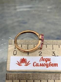 *Кольцо р.18 Поцелуйчик Розовый Топаз арт. 01-3259/00ТР-60-425 вес 2,42 г - фото 255030 *Кольцо р.18 Поцелуйчик Розовый Топаз арт. 01-3259/00ТР-60-425 вес 2,42 г - фото 255030