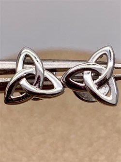 *Серьги Пусеты Триглав арт. 02-3930/0000-00-346 вес 1,21 г - фото 255966