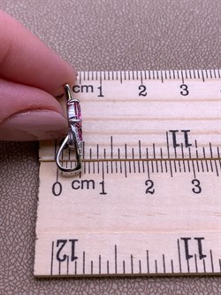 *Подвеска Поцелуйчик Розовый Топаз арт. 03-3259/00ТР-00-414 вес 1,05 г - фото 256245