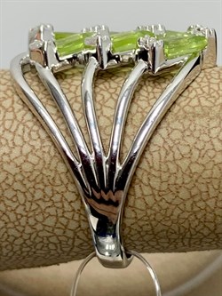 *Кольцо р.18 Хризолит арт. SM-R02914-X-W-SO-X-W-249 вес 6,21 г - фото 257684 *Кольцо р.18 Хризолит арт. SM-R02914-X-W-SO-X-W-249 вес 6,21 г - фото 257684