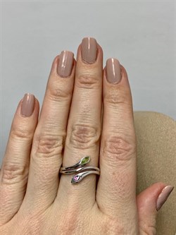*Кольцо р.17,5 Родолит Хризолит арт. SM-R02898-X-W-SO-X-lil-289 вес 3,34 г - фото 257929 *Кольцо р.17,5 Родолит Хризолит арт. SM-R02898-X-W-SO-X-lil-289 вес 3,34 г - фото 257929