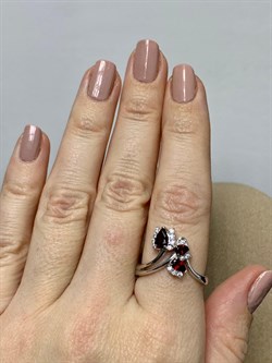 *Кольцо р.18 Гранат Пироп арт. SM-R02917-X-W-PG-X-W-306 вес 3,68 г - фото 258835