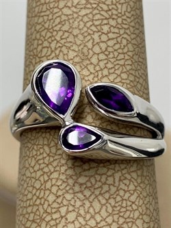 *Кольцо р.17,5 Аметист арт. SM-R02913-X-W-Pur-X-X-212 вес 3,77 г - фото 259219