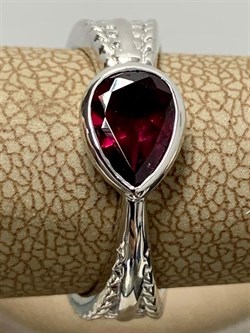 *Кольцо р.17 Родолит арт. SM-R02900-X-W-lil-X-X-986 вес 5,86 г - фото 259371