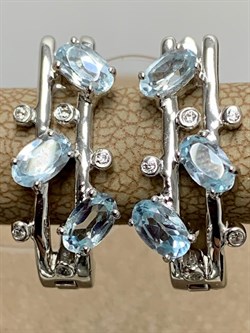 *Серьги Голубой Топаз арт. SM-E00741-X-W-SBT-X-W-393 вес 4,85 г - фото 259691