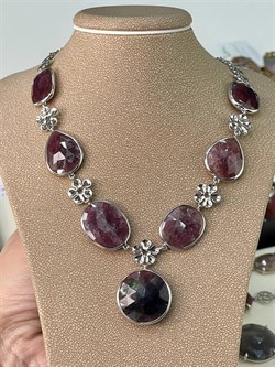 *Колье р.45 Фасетный Сапфир Микс арт. SO-N04423-X-W-BR-X-X-312 вес 38 г - фото 260988 *Колье р.45 Фасетный Сапфир Микс арт. SO-N04423-X-W-BR-X-X-312 вес 38 г - фото 260988