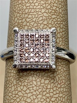 *Кольцо р.17,5 Коньячный Фианит Микро Вставки арт. SL-R63004-X-W-X-X-BR-792 вес 3,7 г - фото 262550 *Кольцо р.17,5 Коньячный Фианит Микро Вставки арт. SL-R63004-X-W-X-X-BR-792 вес 3,7 г - фото 262550