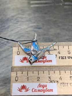 *Брошь Ласточка Эмаль арт. 04-2181/ЭМ32-00-200 вес 6,37 г - фото 263907