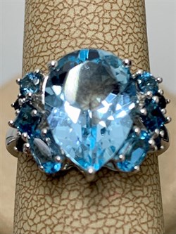 *Кольцо р.17 Голубой Топаз арт. AS-R07971-X-W-BU-X-BL-998 вес 4,4 г - фото 264495 *Кольцо р.17 Голубой Топаз арт. AS-R07971-X-W-BU-X-BL-998 вес 4,4 г - фото 264495