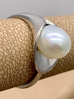 *Кольцо р.15,5 Белый Жемчуг д.6,5*7мм арт. 11500676.0.d-818 Вес 2,35 г - фото 265519 *Кольцо р.15,5 Белый Жемчуг д.6,5*7мм арт. 11500676.0.d-818 Вес 2,35 г - фото 265519