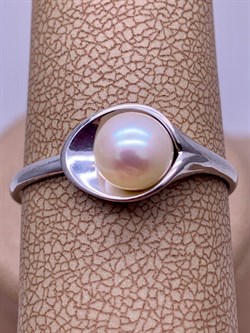 *Кольцо р.21 Белый Жемчуг д.6,5*7мм арт. 11500676.0.d-900 Вес 2,78 г - фото 265744 *Кольцо р.21 Белый Жемчуг д.6,5*7мм арт. 11500676.0.d-900 Вес 2,78 г - фото 265744