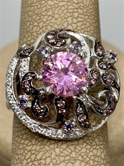 *Кольцо р.18 Розовый Фианит Микс арт. AS-R00457-X-W-MPG-X-BR-371 вес 6,1 г - фото 265883