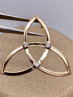 *Подвеска Триглав Белый Бр цв Красное 3-130015-00-00-257 вес 2,13 г - фото 266200 *Подвеска Триглав Белый Бр цв Красное 3-130015-00-00-257 вес 2,13 г - фото 266200