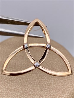 *Подвеска Триглав Белый Бр цв Красное 3-130015-00-00-257 вес 2,13 г - фото 266201 *Подвеска Триглав Белый Бр цв Красное 3-130015-00-00-257 вес 2,13 г - фото 266201