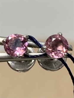 *Серьги Пусеты Родолит иск арт. 02-1196/0РДК-00-002 вес 0,96 г - фото 266711 *Серьги Пусеты Родолит иск арт. 02-1196/0РДК-00-002 вес 0,96 г - фото 266711