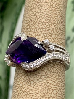 *Кольцо р.17 Аметистовый Поцелуй арт. AS-R11000-X-W-Pur-X-W-087 вес 3,7 г - фото 267792 *Кольцо р.17 Аметистовый Поцелуй арт. AS-R11000-X-W-Pur-X-W-087 вес 3,7 г - фото 267792