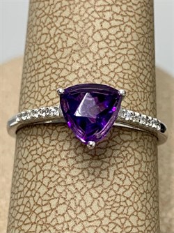 *Кольцо р.18 Аметист арт. AS-R11049-X-W-Pur-X-W-399 вес 1,5 г - фото 268066 *Кольцо р.18 Аметист арт. AS-R11049-X-W-Pur-X-W-399 вес 1,5 г - фото 268066