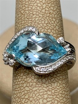 *Кольцо р.16 иск Голубой Топаз арт. PD-R11000-X-W-BU-X-W-539 вес 3,8 г - фото 270222