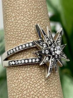 *Кольцо р.19 Белый Фианит арт. CZ-R02980-X-WB-W-X-W-441 вес 4,8 г - фото 270401