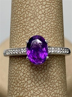 *Кольцо р.18 Аметист арт. AS-R06989-X-W-AM-X-W-394 вес 2,8 г - фото 271038