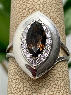 *Кольцо р.18 Дымчатый Кварц арт. CZ-R00009-X-W-BR-X-W-093 вес 2,9 г - фото 272148