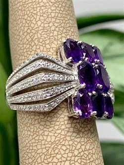 *Кольцо р.18 Аметист арт. OF-R11043-X-W-AM-X-W вес 7,8 г - фото 272172