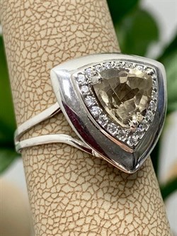 *Кольцо р.17 Дымчатый Кварц арт. CZ-R00005-X-W-BR-X-W-130 вес 3 г - фото 272343