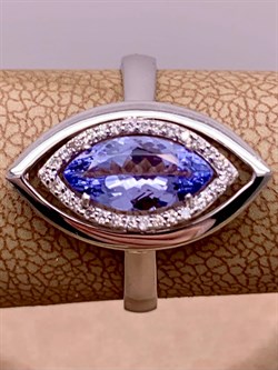 *Кольцо р.17,5 Танзанит цв Белое арт. 1-207941-00-31-629 вес 3,03 г - фото 272921 *Кольцо р.17,5 Танзанит цв Белое арт. 1-207941-00-31-629 вес 3,03 г - фото 272921