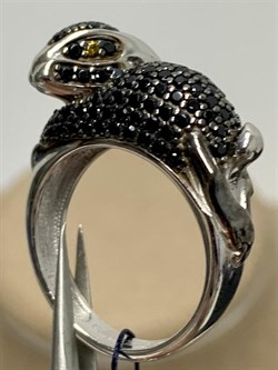 *Кольцо р.16 Черный Кролик Черный Фианит Микро Вставки арт. 01-1715/0КЦ1-00-080 вес 5,53 г - фото 272961 *Кольцо р.16 Черный Кролик Черный Фианит Микро Вставки арт. 01-1715/0КЦ1-00-080 вес 5,53 г - фото 272961