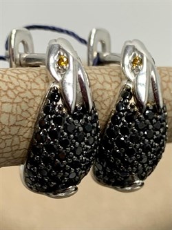 *Серьги Кролики Черный Фианит Микро Вставки арт. 02-1715/0КЦ1-00-592 вес 4,08 г - фото 272984