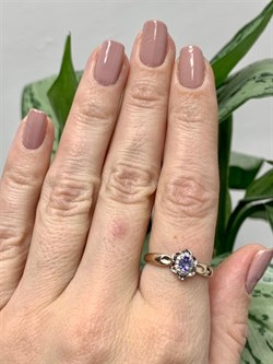 *Кольцо р.18 Танзанит арт. 01-2427/00ТЗ-06-865 вес 1,92 г - фото 273712 *Кольцо р.18 Танзанит арт. 01-2427/00ТЗ-06-865 вес 1,92 г - фото 273712