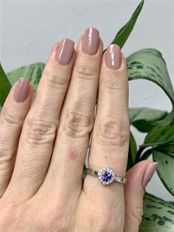 *Кольцо р.17,5 Танзанит арт. 01-2554/00ТЗ-00-323 вес 2,44 г - фото 273750 *Кольцо р.17,5 Танзанит арт. 01-2554/00ТЗ-00-323 вес 2,44 г - фото 273750