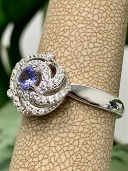 *Кольцо р.17,5 Танзанит арт. 01-2556/00ТЗ-00-330 вес 2,96 г - фото 273921 *Кольцо р.17,5 Танзанит арт. 01-2556/00ТЗ-00-330 вес 2,96 г - фото 273921