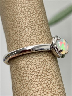 *Кольцо р.18 Опал Эфиопия арт. 01-2732/00ОБ-00-254 вес 3,36 г - фото 276620