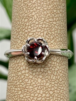 *Кольцо р.18,5 Гранат Пироп арт. 01-2145/00ГР-00-533 Вес 2,25 г - фото 277202 *Кольцо р.18,5 Гранат Пироп арт. 01-2145/00ГР-00-533 Вес 2,25 г - фото 277202