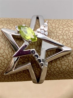 *Кольцо Звезда р.17,5 Хризолит арт. 01-5469-00-205-0200-69-214 вес 2,79 г - фото 278018 *Кольцо Звезда р.17,5 Хризолит арт. 01-5469-00-205-0200-69-214 вес 2,79 г - фото 278018