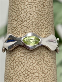 *Кольцо р.18,5 Хризолит арт. 01-0503/00ХР-00-226 Вес 3,25 г - фото 278514 *Кольцо р.18,5 Хризолит арт. 01-0503/00ХР-00-226 Вес 3,25 г - фото 278514