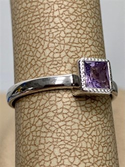 *Кольцо р.17,5 Лавандовый Аметист арт. 01-0098/00АМ-00-309 Вес 2,12 г - фото 278535 *Кольцо р.17,5 Лавандовый Аметист арт. 01-0098/00АМ-00-309 Вес 2,12 г - фото 278535