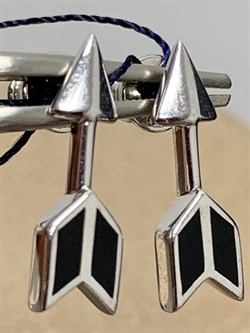 *Серьги Пусеты Стлелы Эмаль арт. 02-2672/0ЭМ3-00-077 вес 1,83 г - фото 279046