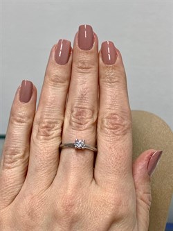 *Кольцо р.17,5 Белый Фианит арт. 01-2957/00КЦ-00-580 вес 1,81 г - фото 279126 *Кольцо р.17,5 Белый Фианит арт. 01-2957/00КЦ-00-580 вес 1,81 г - фото 279126