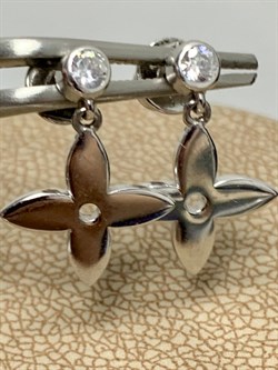 *Серьги Пусеты Клевер Белый Фианит арт. 02-2669/00КЦ-00-119 вес 1,98 г - фото 279470