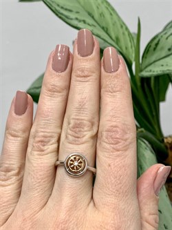 *Кольцо р.18 Белый Бр. арт. 01-1444/000Б-00-716 Вес 1,98 г - фото 279538 *Кольцо р.18 Белый Бр. арт. 01-1444/000Б-00-716 Вес 1,98 г - фото 279538