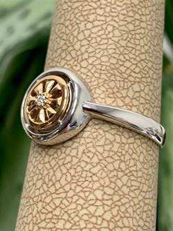 *Кольцо р.18 Белый Бр. арт. 01-1444/000Б-00-716 Вес 1,98 г - фото 279544 *Кольцо р.18 Белый Бр. арт. 01-1444/000Б-00-716 Вес 1,98 г - фото 279544