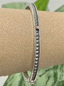 *Браслет-Бэнгл р.18 Белый Бр. арт. 05-2649/000Б-17-018 вес 16,12 г - фото 279782