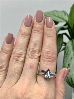 *Кольцо р.18 Голубой Топаз синт арт. 01-1988/0НСА-00-968 Вес 4,38 г - фото 280008