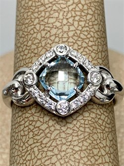 *Кольцо р.17 Голубой Топаз арт. 01-1652/00ТБ-00-503 Вес 2,77 г - фото 280736
