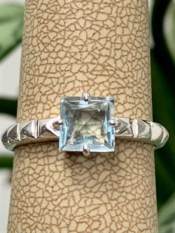 *Кольцо р.17 Голубой Топаз арт. 01-2093/00ТБ-00-055 Вес 2,54 г - фото 281176