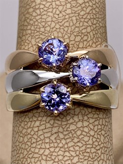 *Кольцо р.18,5 Танзанит цв Красное Белое Лимонное арт. 1-608189-00-31-458 вес 7,57 г - фото 281603 *Кольцо р.18,5 Танзанит цв Красное Белое Лимонное арт. 1-608189-00-31-458 вес 7,57 г - фото 281603